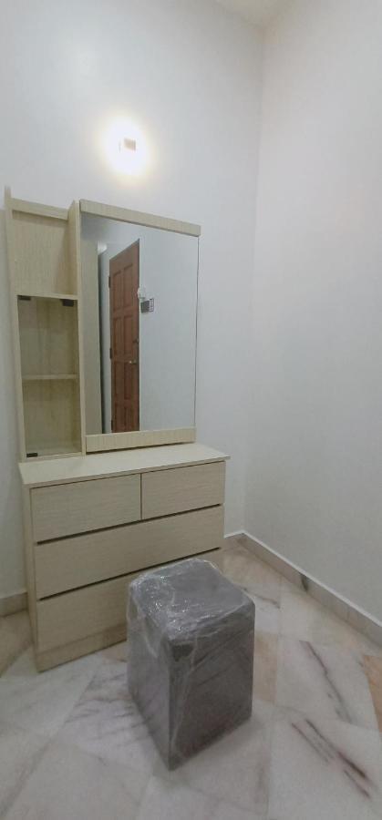 Cozy Corner House #4 Bedroom #3 Bathroom Ipoh Esterno foto